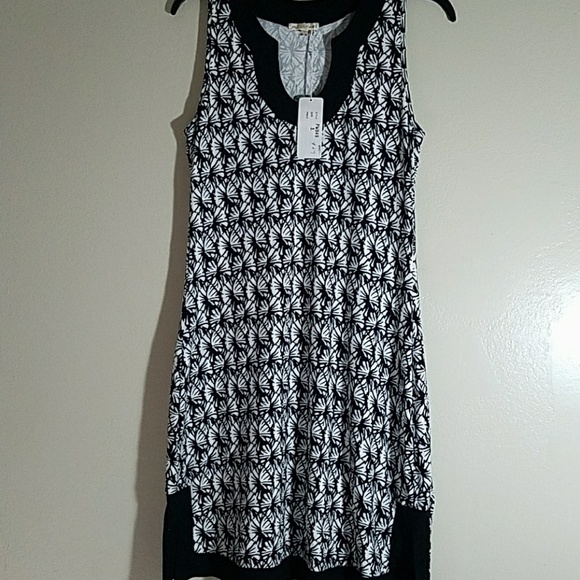 Zen Knits Dresses & Skirts - Zen Knits sleeveless dress brand new with tag